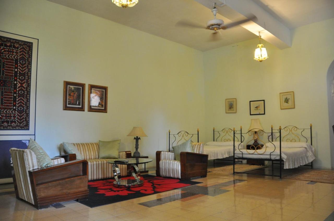 Orchard Palace Gondal Exterior photo